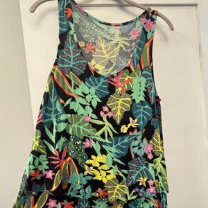 Latched Mama Boyfriend Nursing Swing Tank